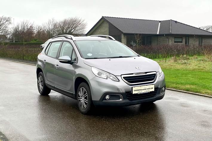 Grå Peugeot 2008 fra 2013