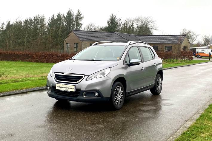 Grå Peugeot 2008 fra 2013