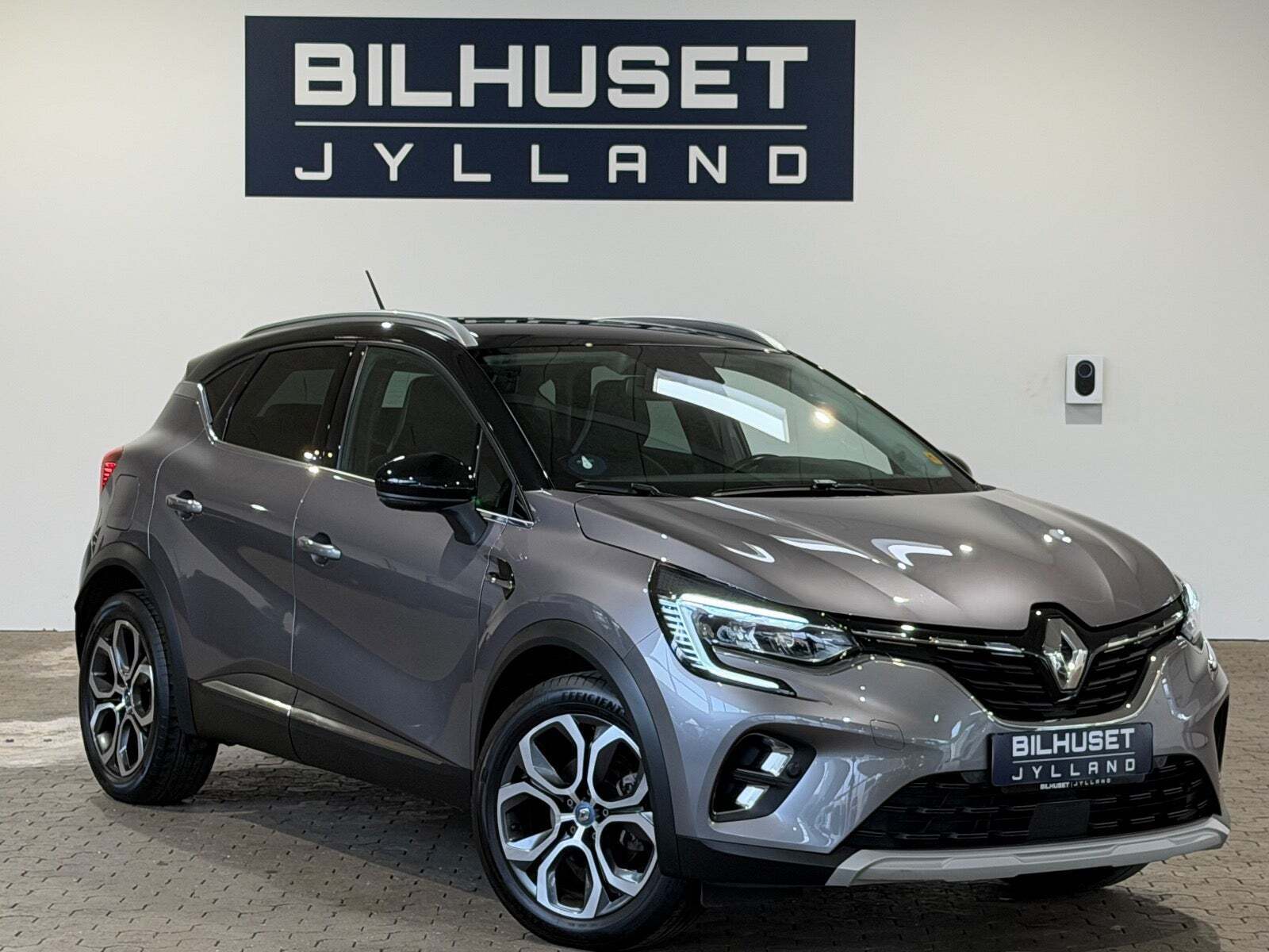 Renault Captur 1,6 E-Tech Intens