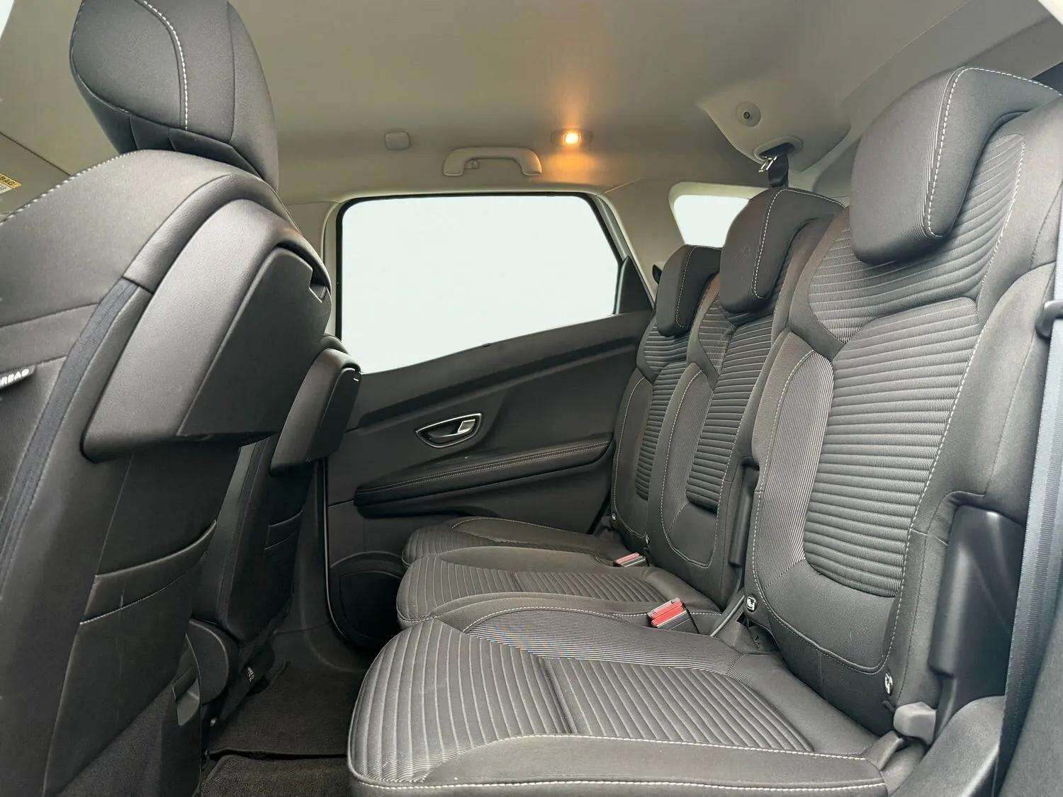 undefined Renault Scenic IV fra 2017