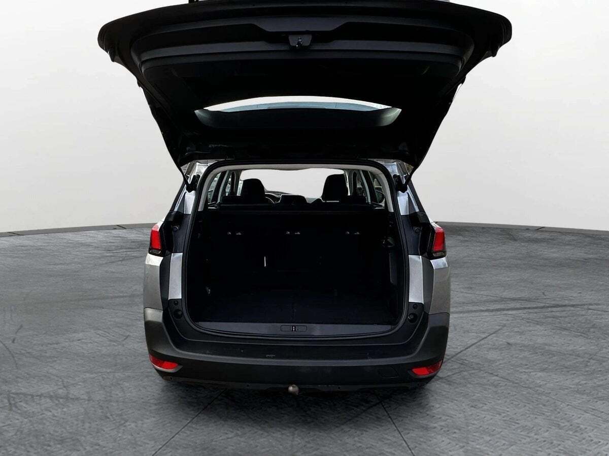 undefined Peugeot 5008 fra 2019