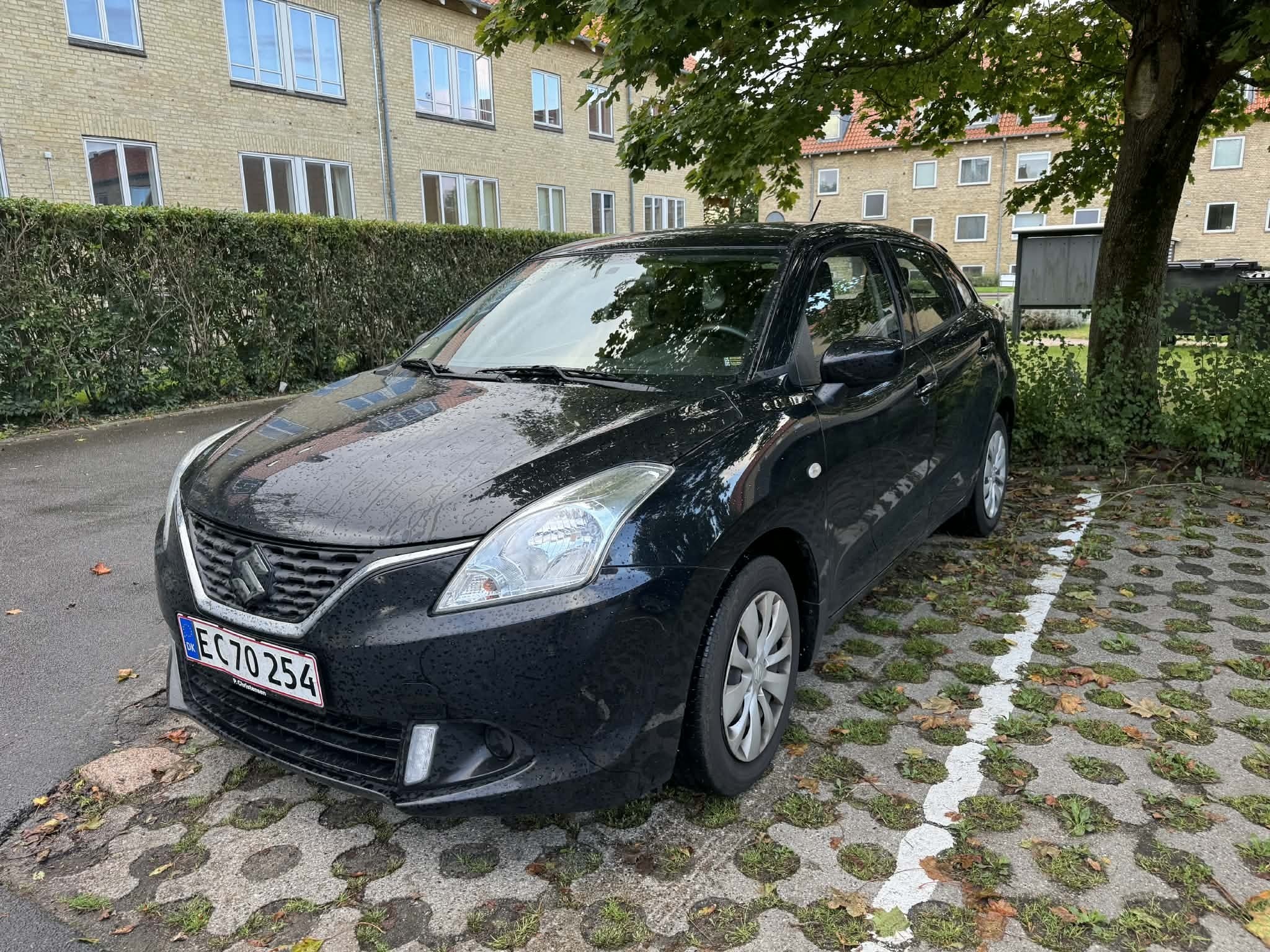Sort Suzuki Baleno fra 2020