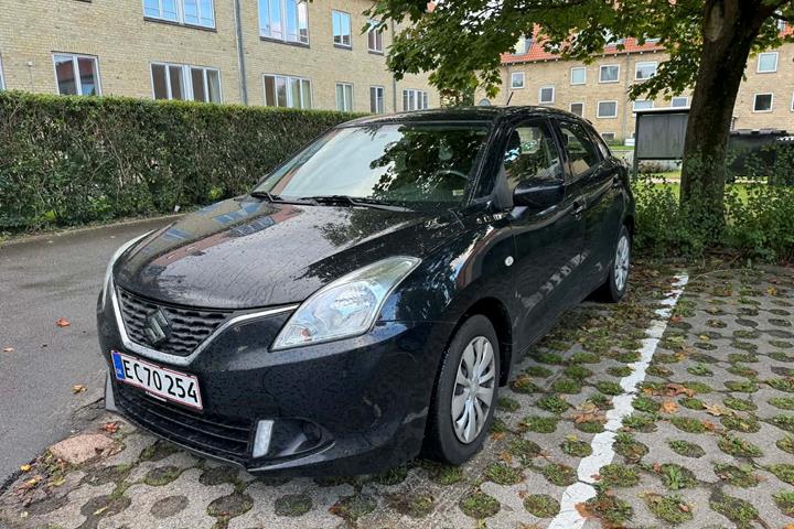 Sort Suzuki Baleno fra 2020