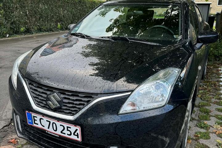 Sort Suzuki Baleno fra 2020