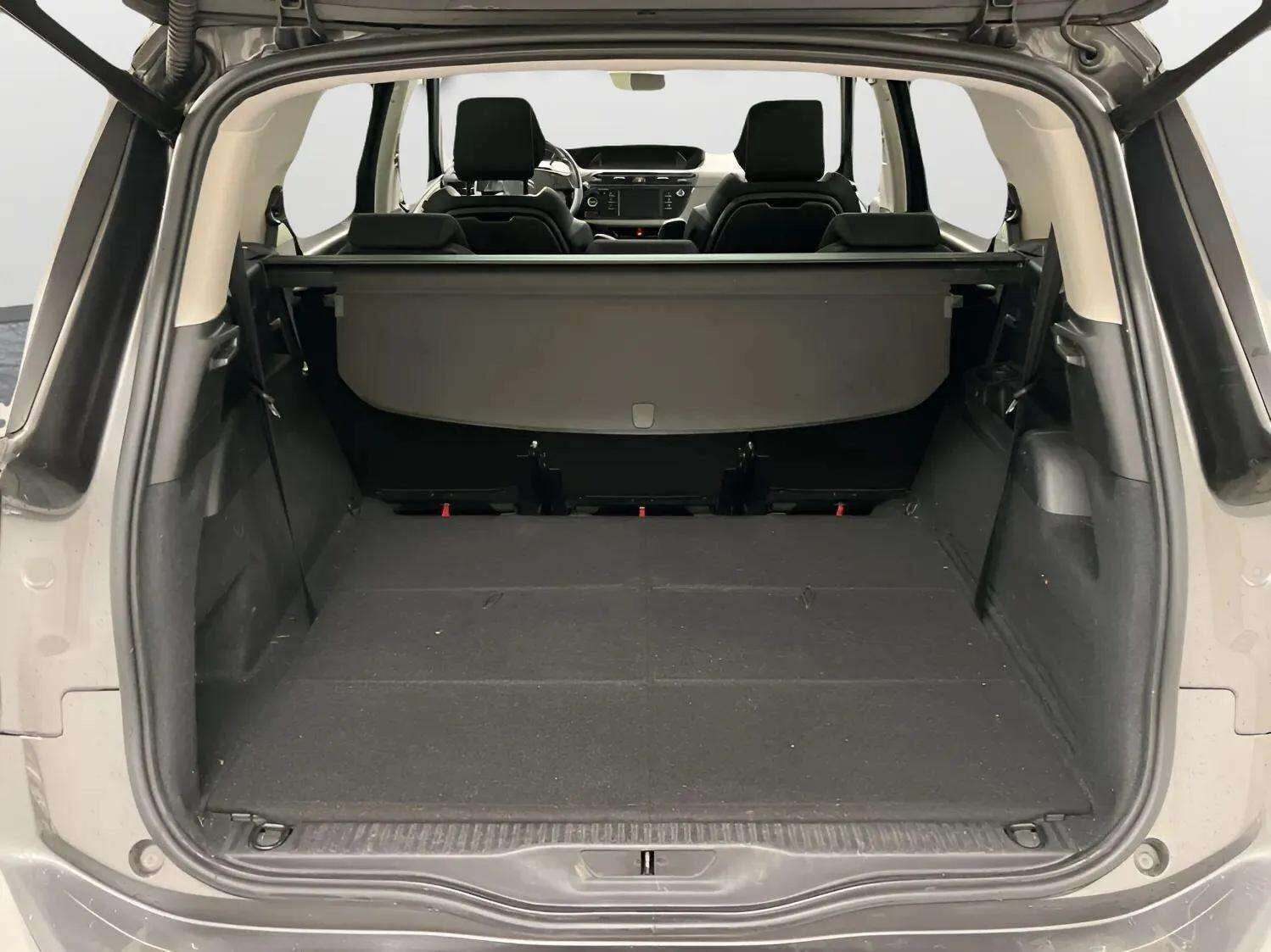 undefined Citroën Grand C4 SpaceTourer fra 2019