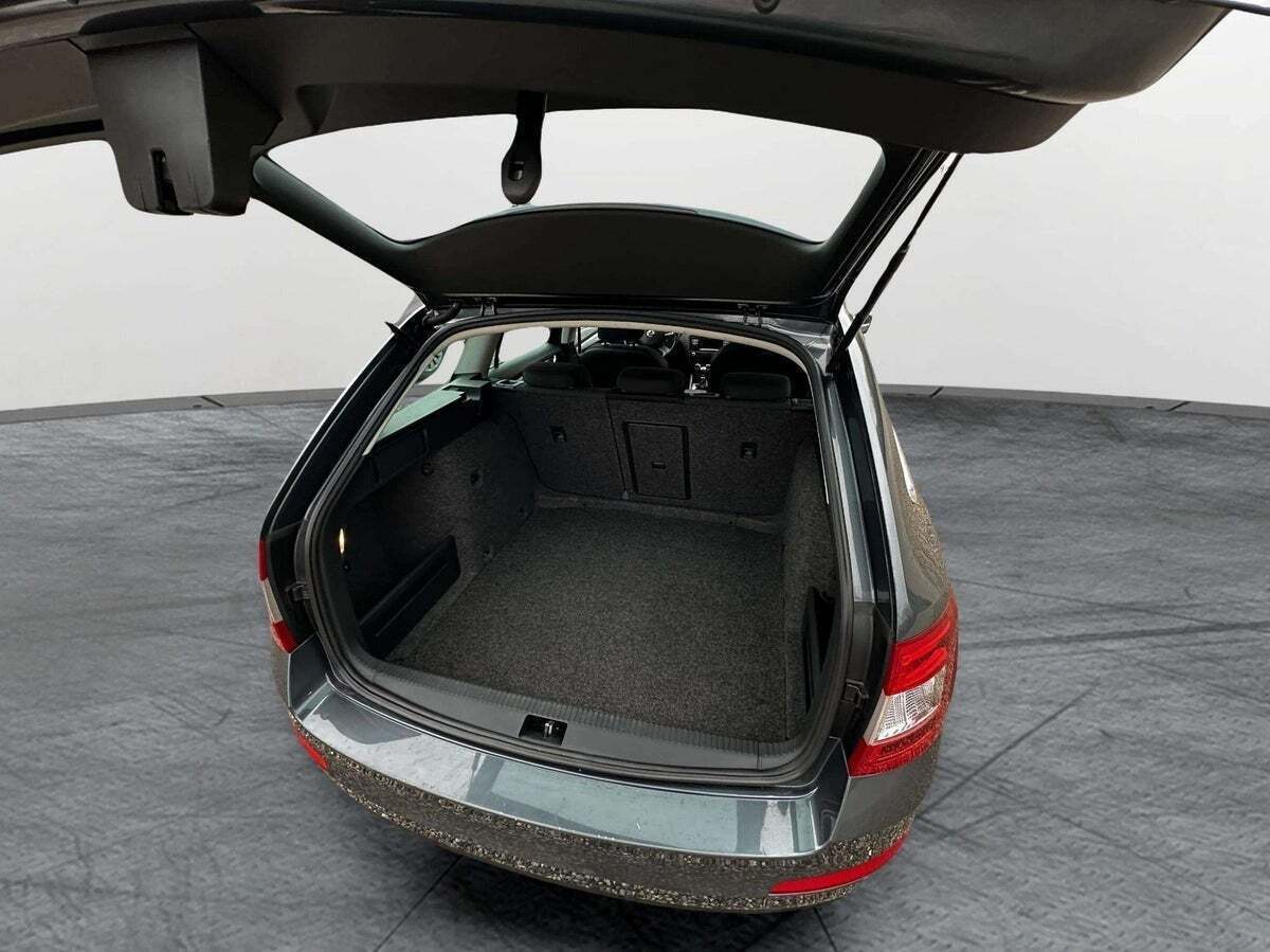 undefined Skoda Octavia fra 2015