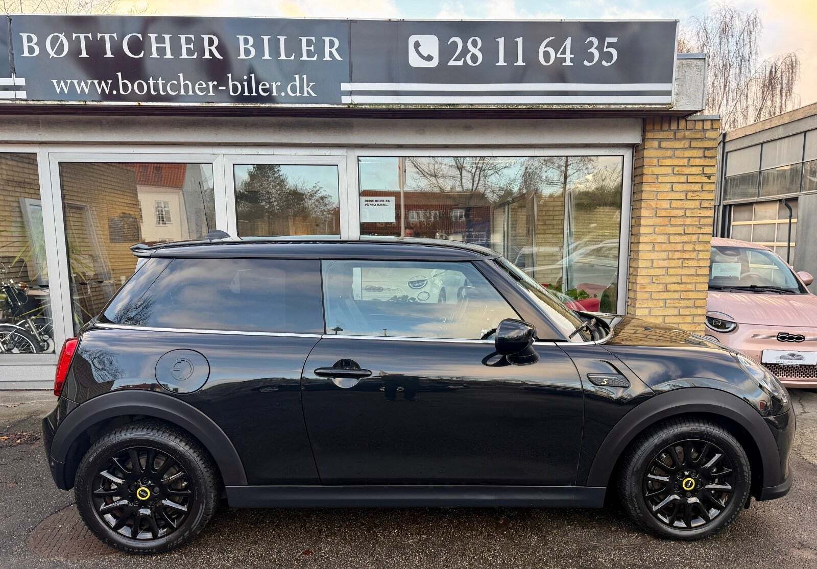 Mini Cooper SE Classic Trim