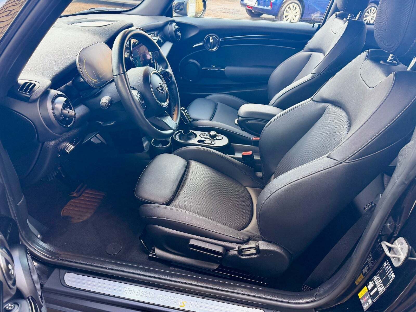 Mini Cooper SE Classic Trim