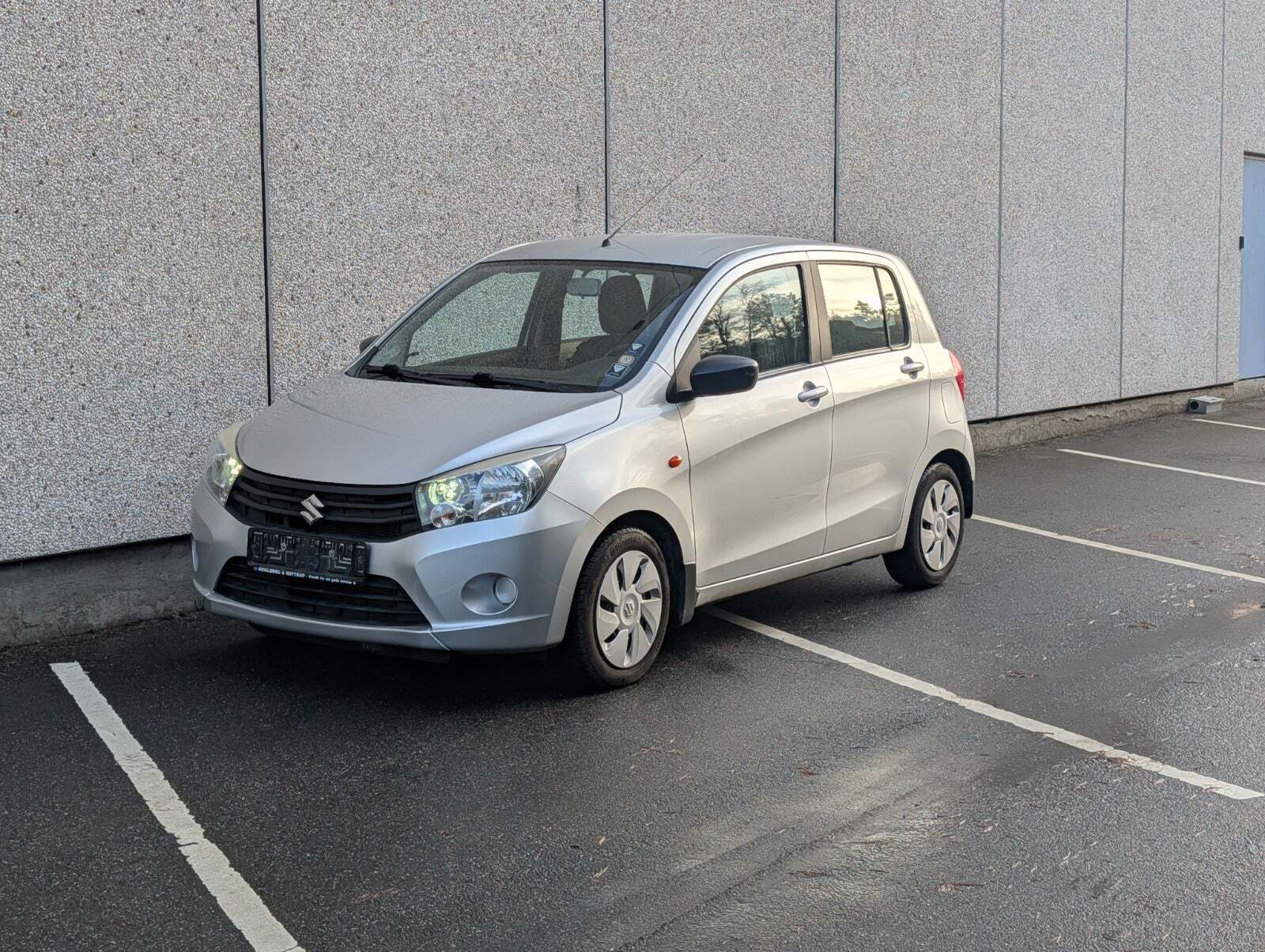 Suzuki Celerio 1,0 Dualjet Exclusive
