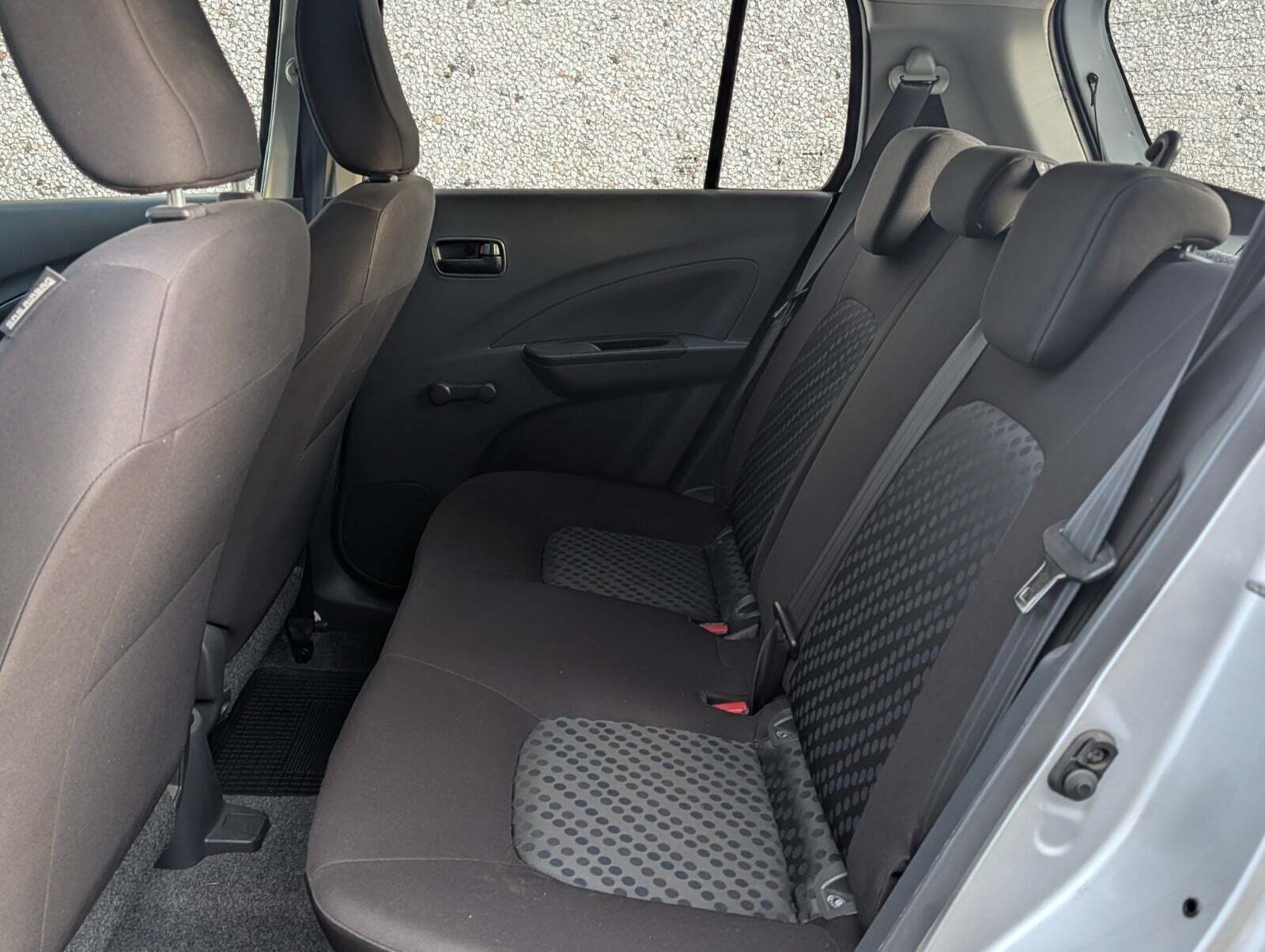 Sølv Suzuki Celerio fra 2015