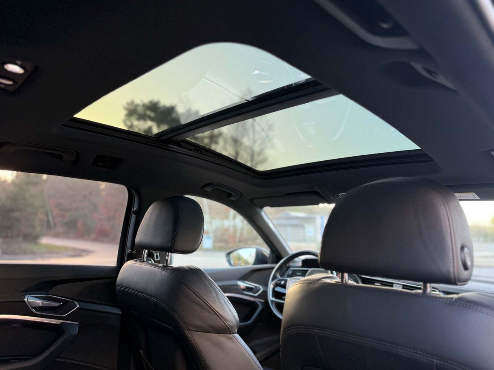 undefined Audi e-tron fra 2019