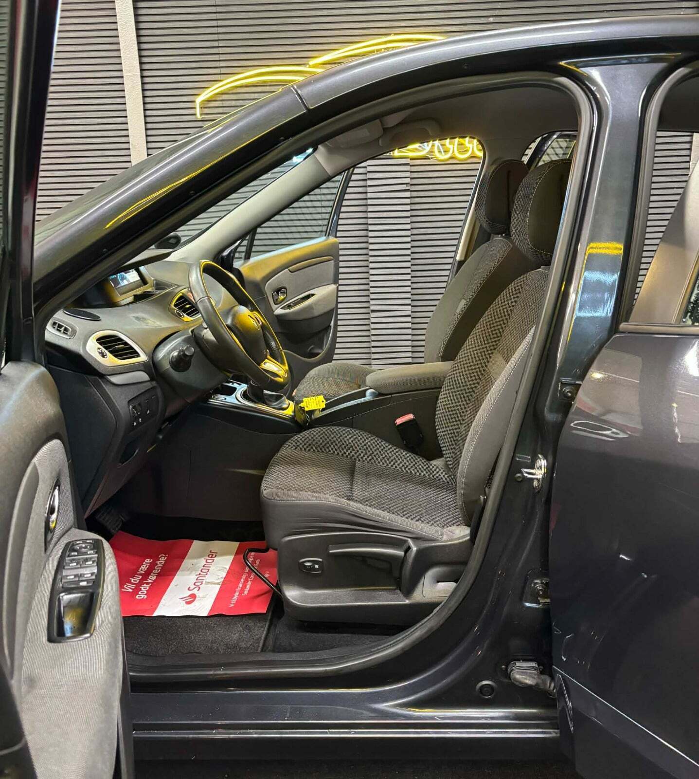 Renault Scenic III 1,6 16V Authentique