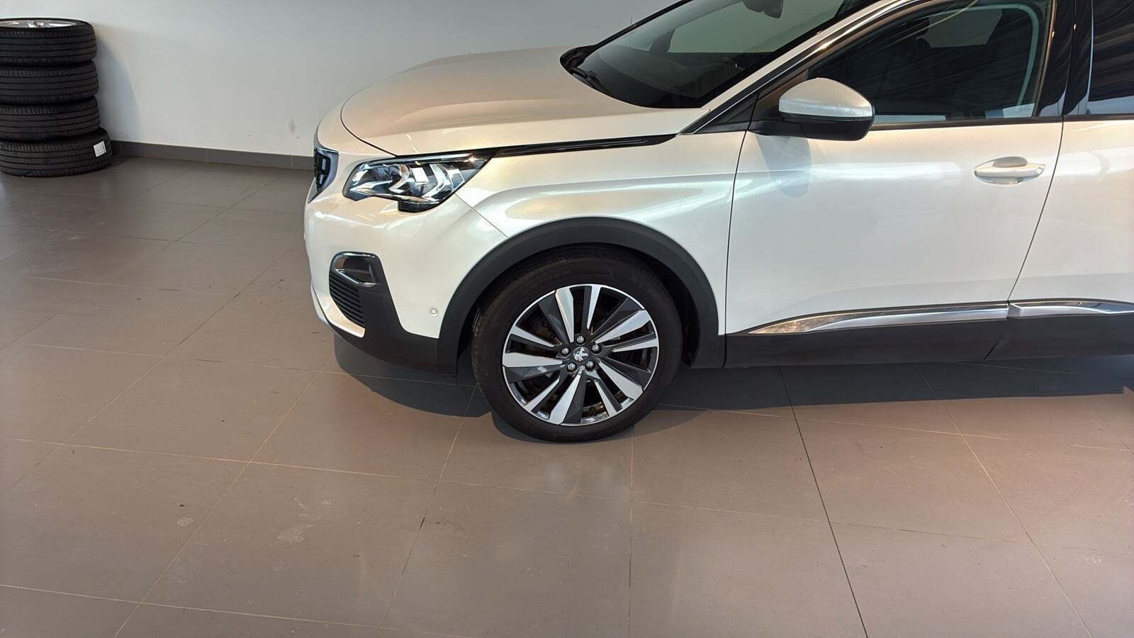 Peugeot 3008 1,2 PureTech 130 Allure Limited