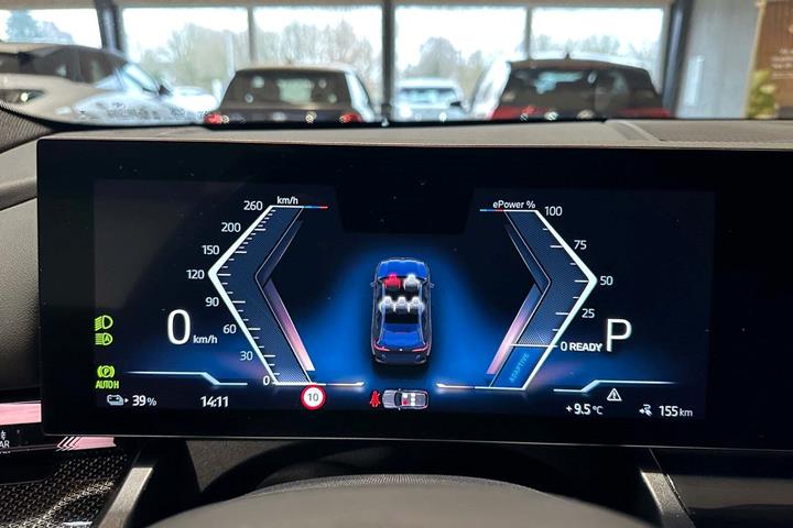 Sort BMW i5 fra 2024