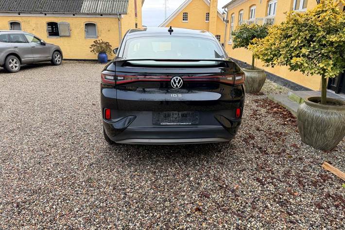 Sort VW ID.5 fra 2023