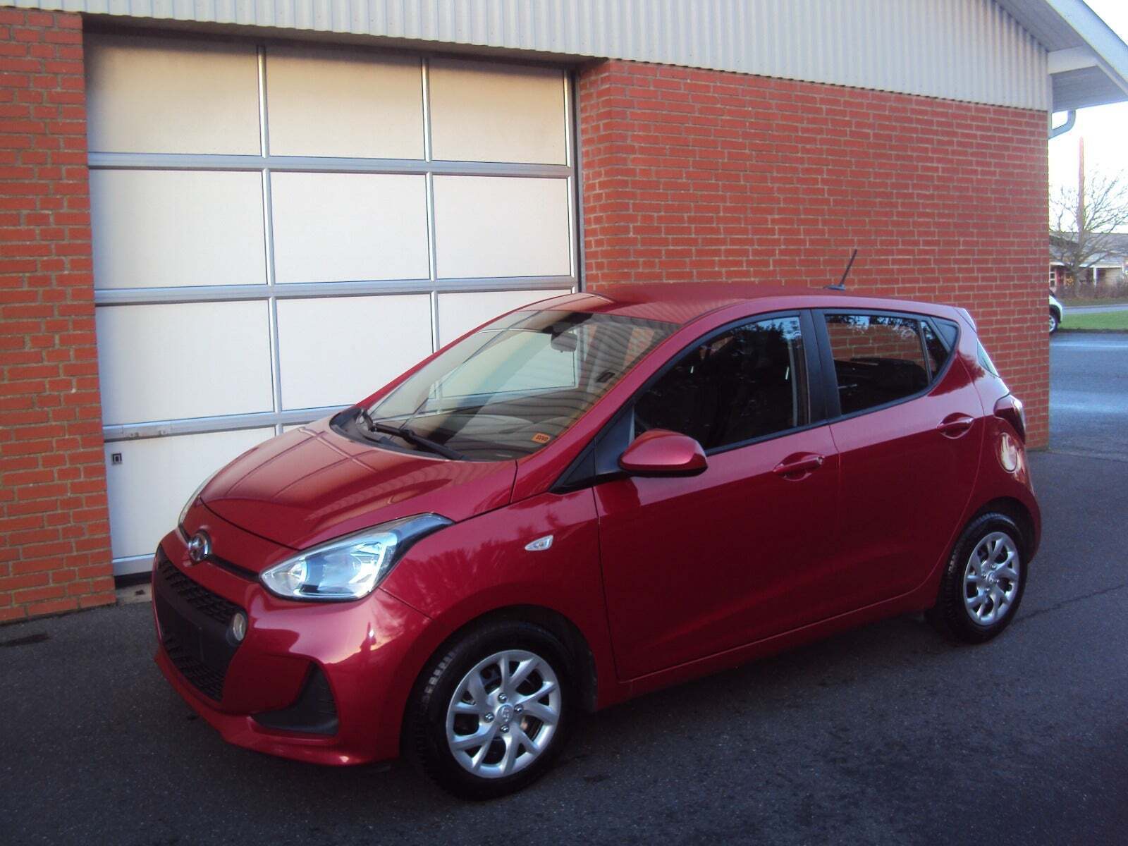 Hyundai i10 1,0 Trend