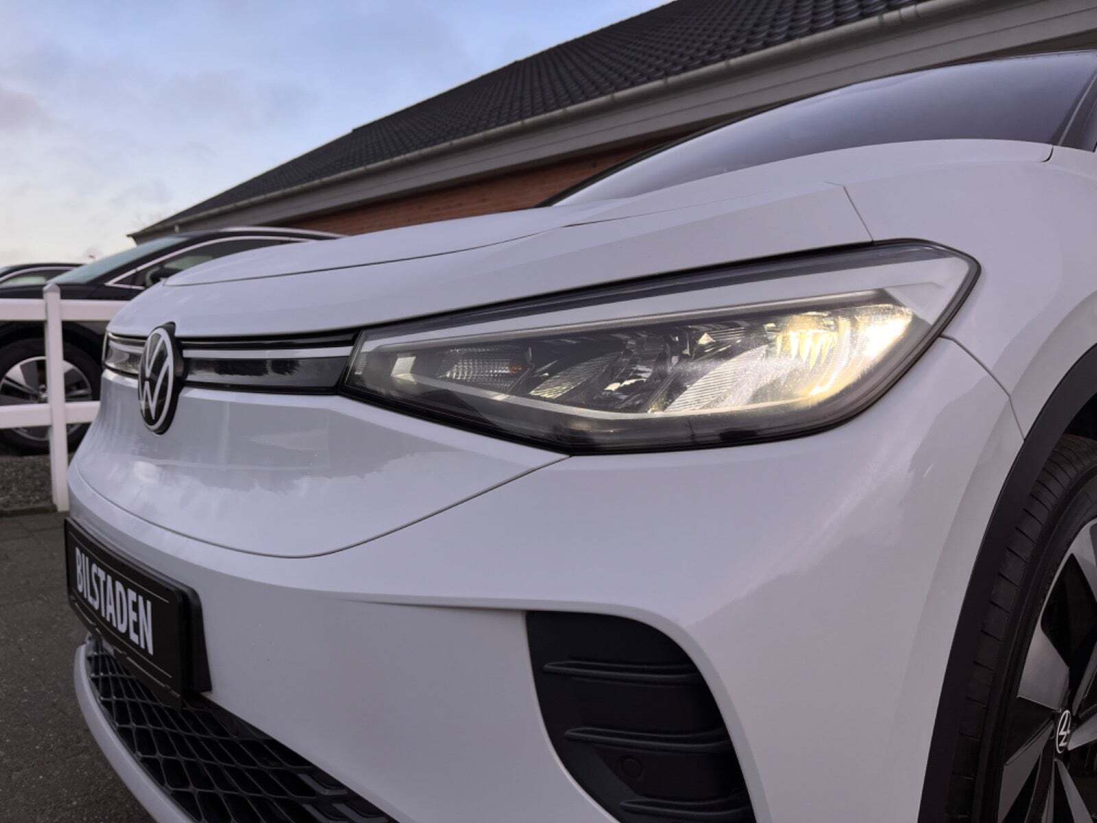 Hvid VW ID.4 fra 2021