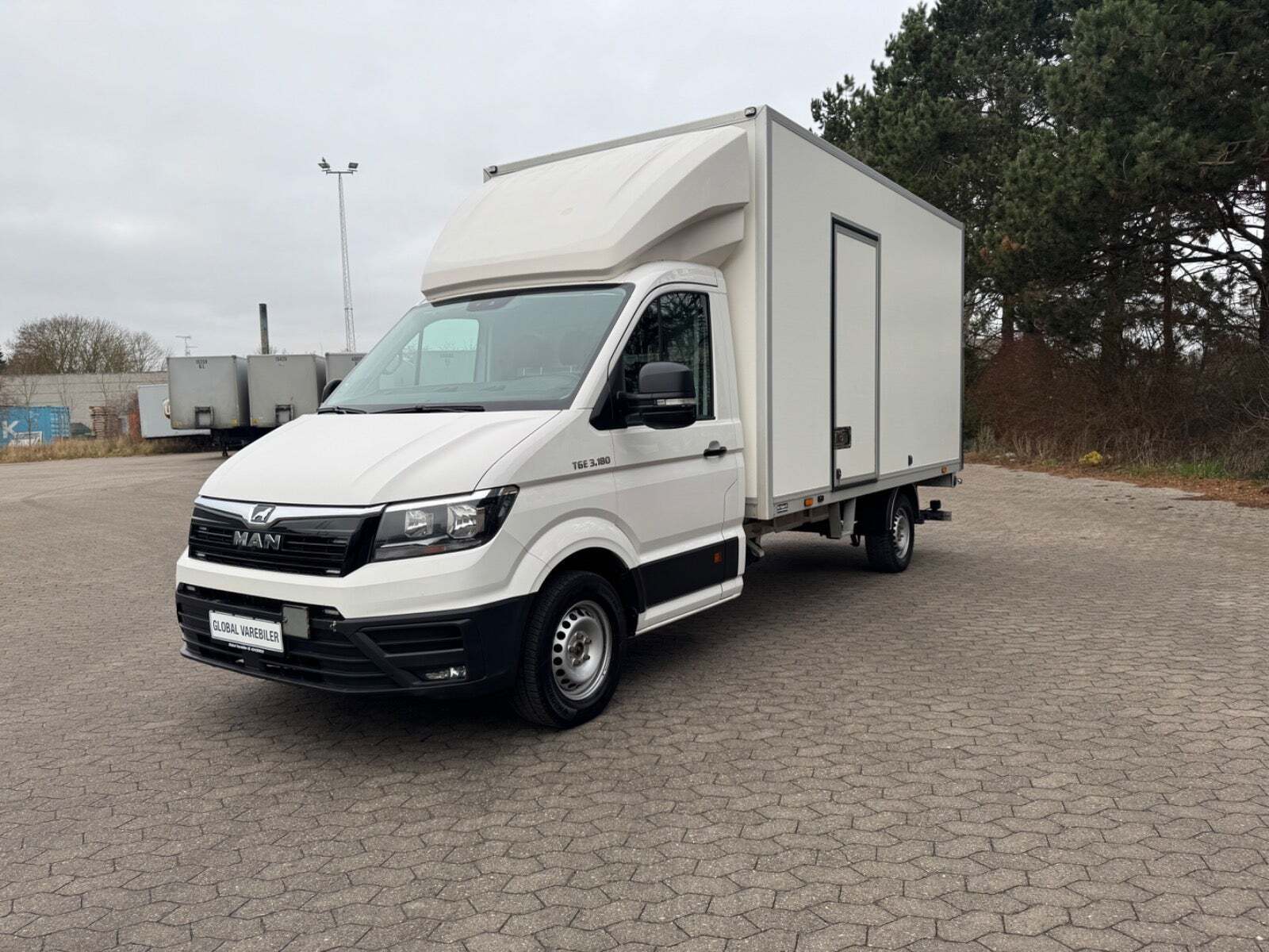 MAN TGE 2,0 3.180 Chassis L3 aut. FWD