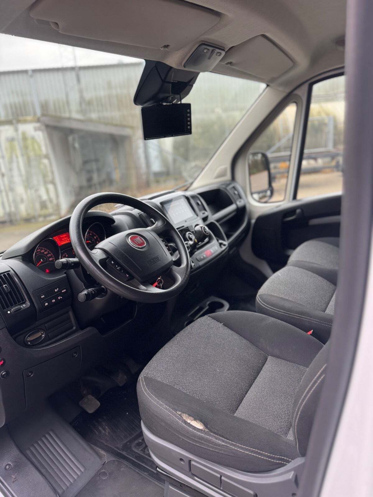 Fiat Ducato 35 2,3 MJT 160 Box m/lift