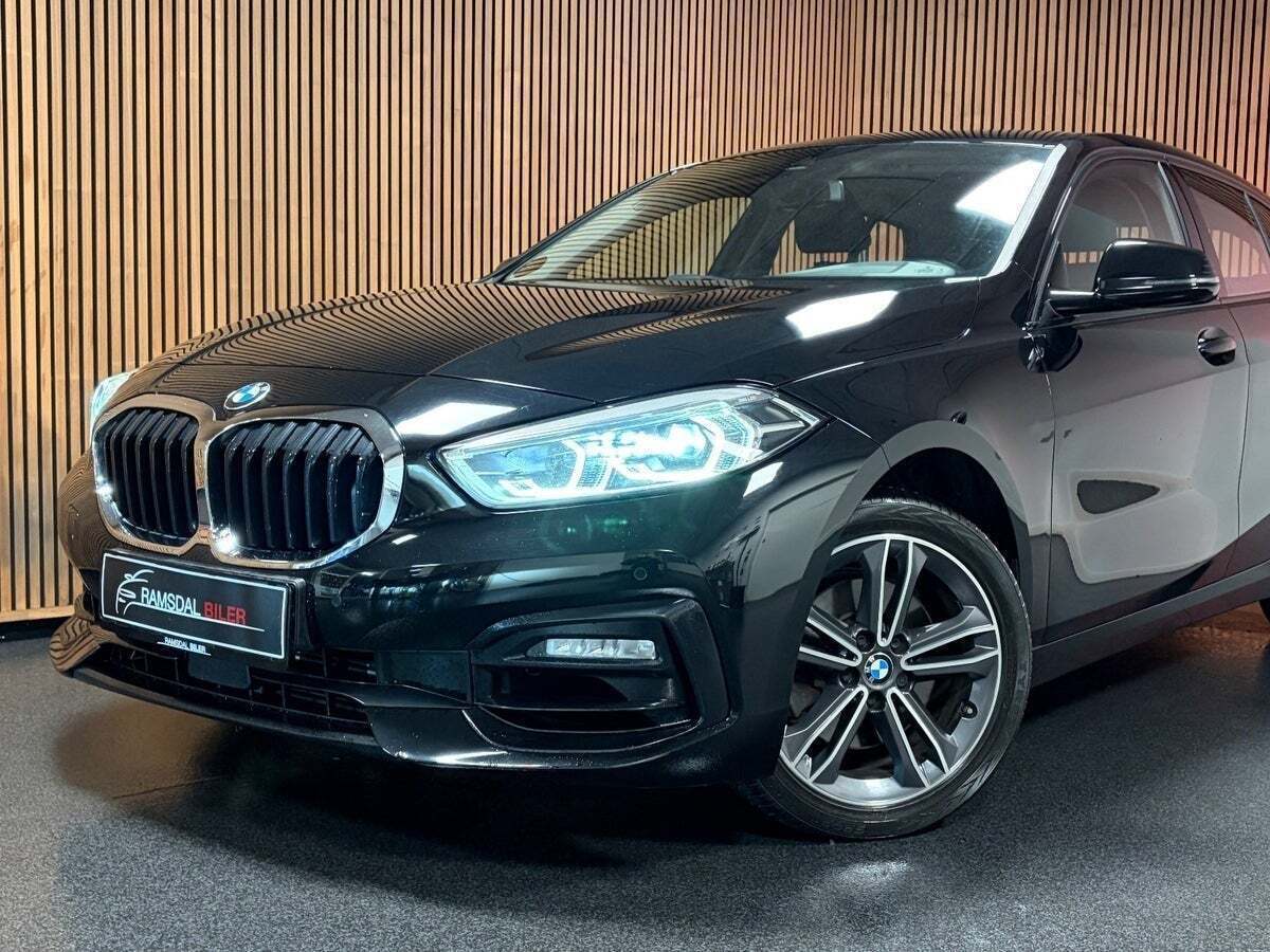 BMW 118i 1,5 Sport Line aut.