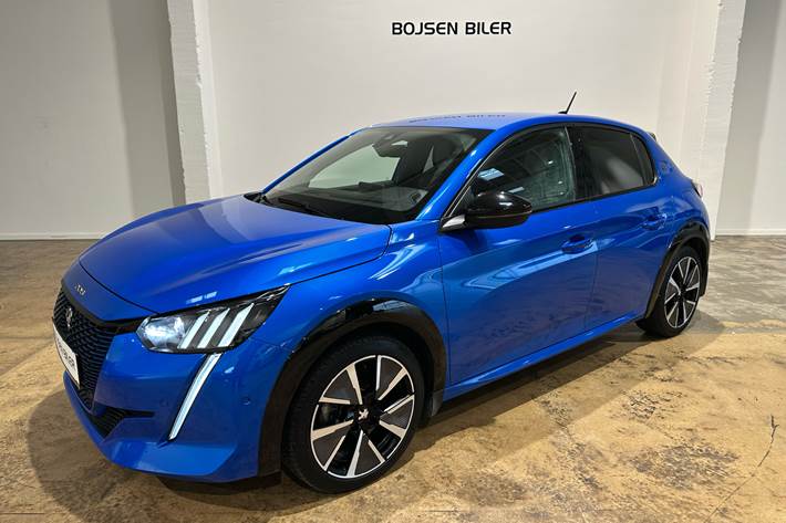 Blå Peugeot e-208 fra 2020 set udefra