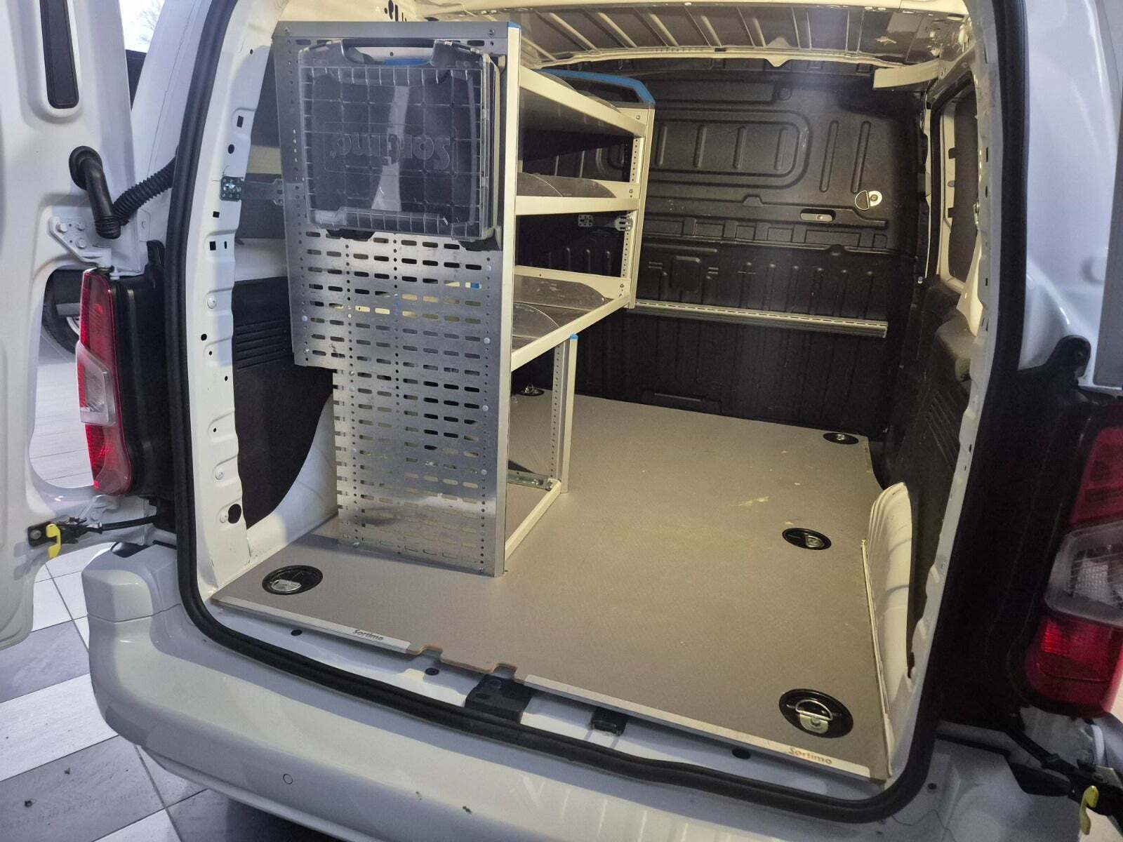 Peugeot Partner 1,5 BlueHDi 130 L1V1 Ultimate EAT8 Van