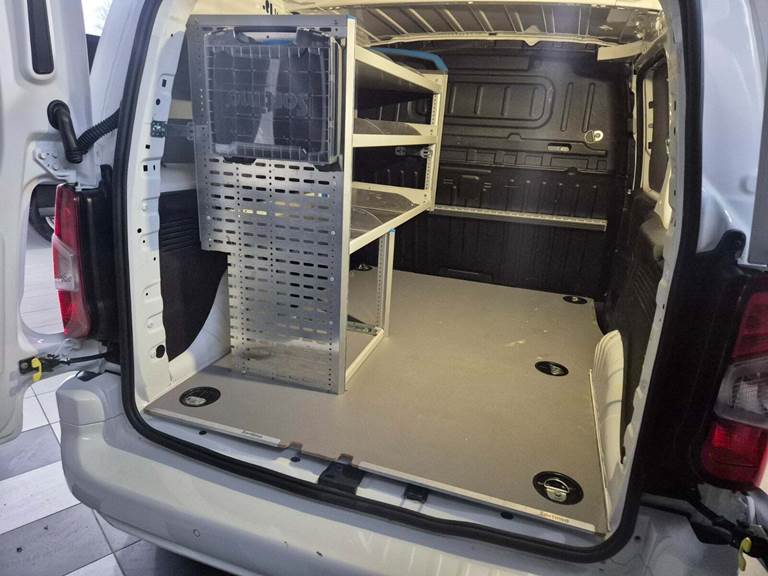 Peugeot Partner 1,5 BlueHDi 130 L1V1 Ultimate EAT8 Van