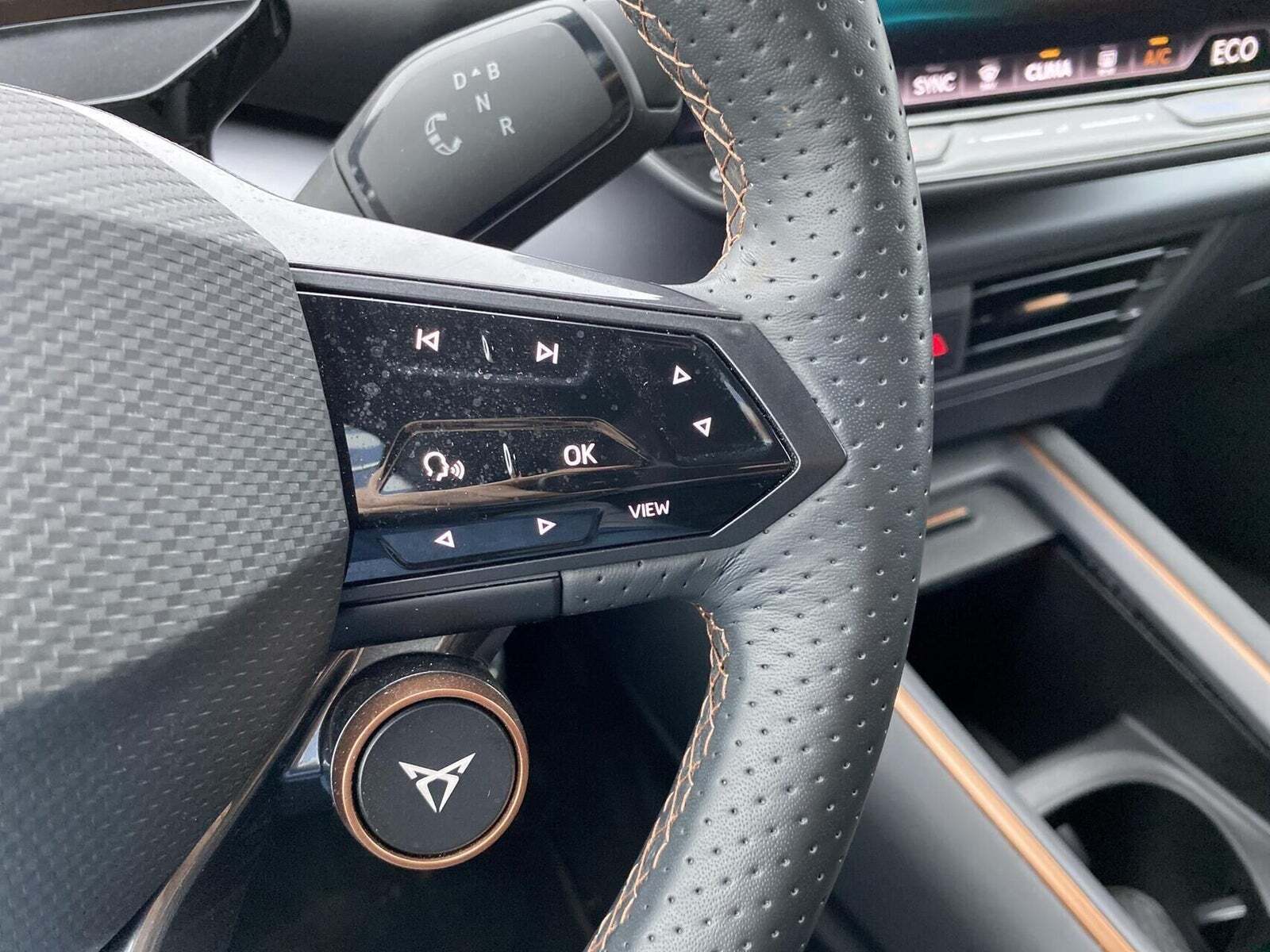 Blå Cupra Born fra 2024