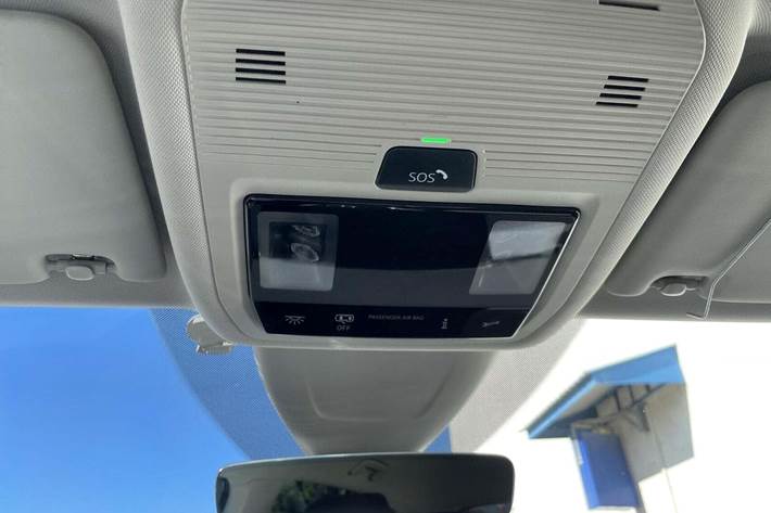 Grå Skoda Enyaq fra 2023