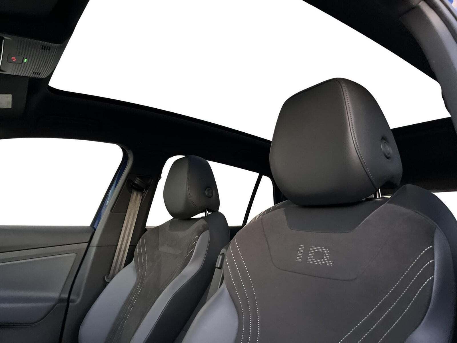 Blå VW ID.4 fra 2022