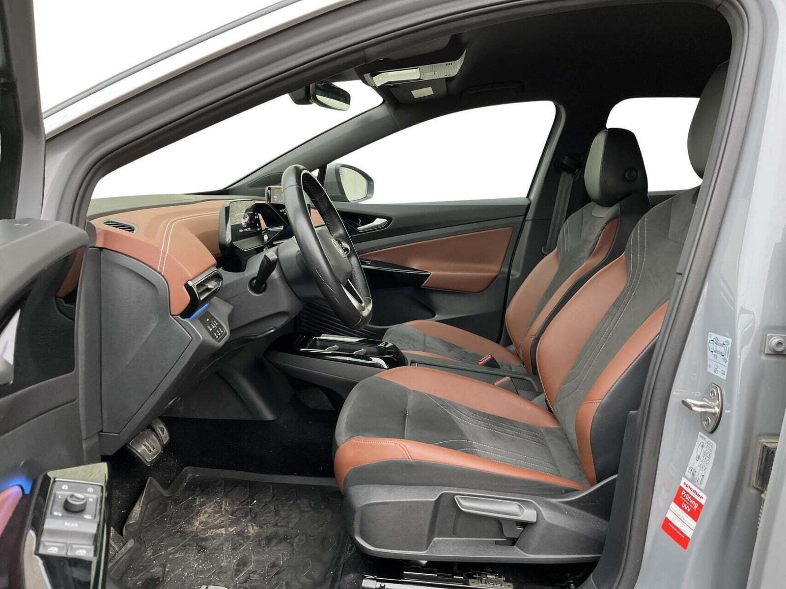 VW ID.4 77 Business Performance