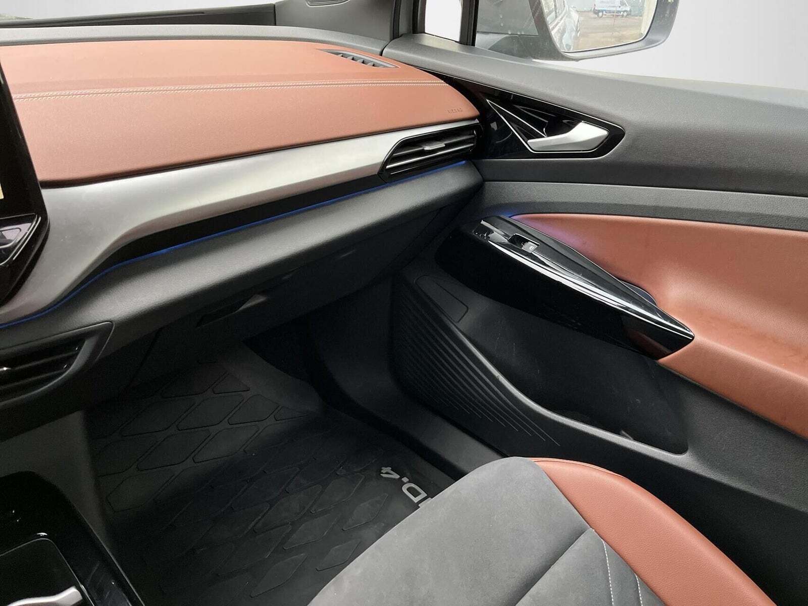 Grå VW ID.4 fra 2021