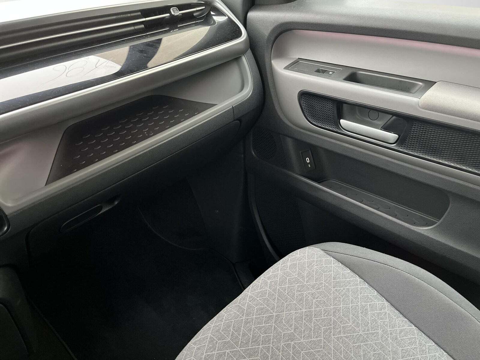 Blå VW ID.Buzz fra 2025