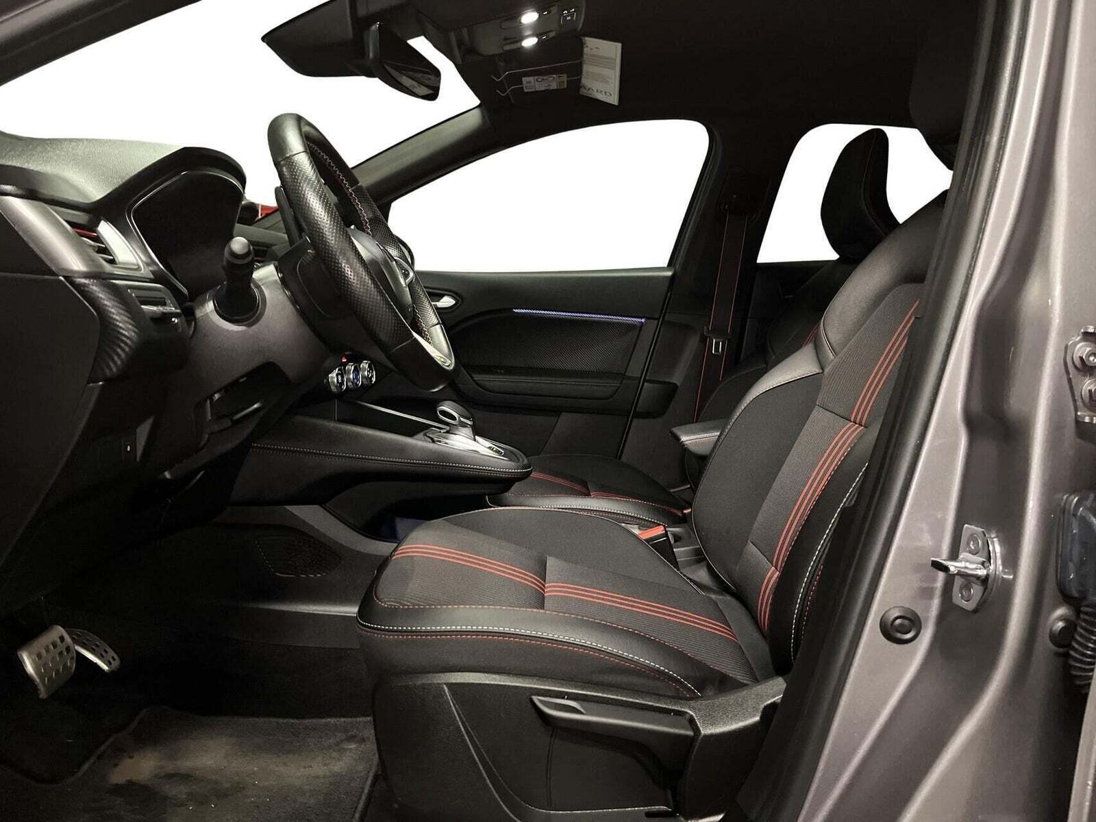 Renault Captur 1,6 E-Tech R.S. Line