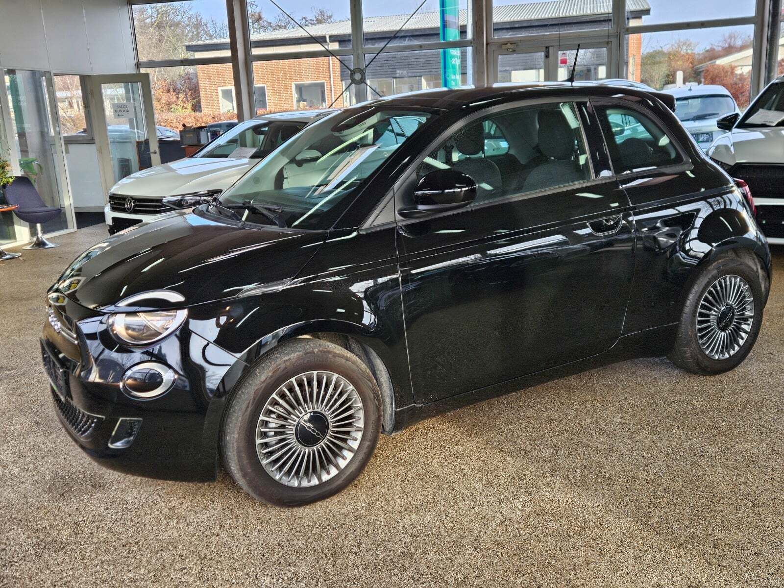 Fiat 500e 42 Icon Sky