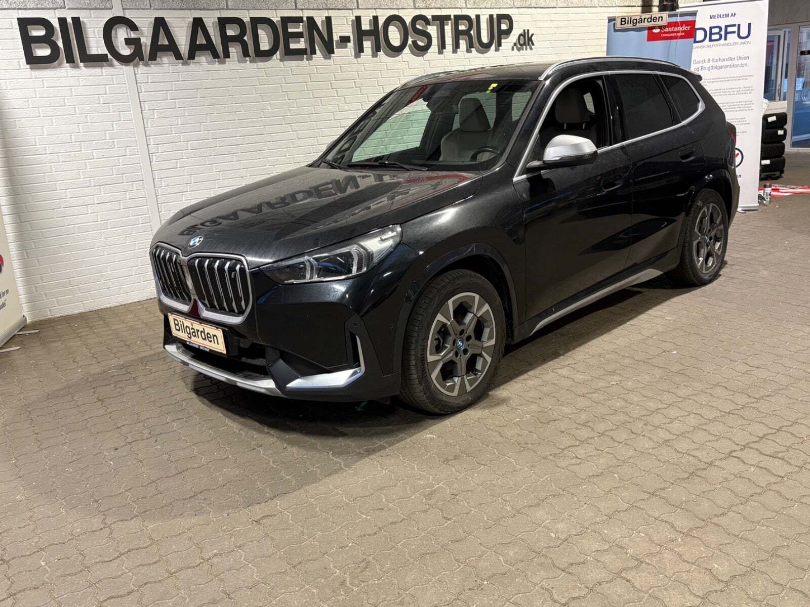 BMW iX1 xDrive30 X-Line