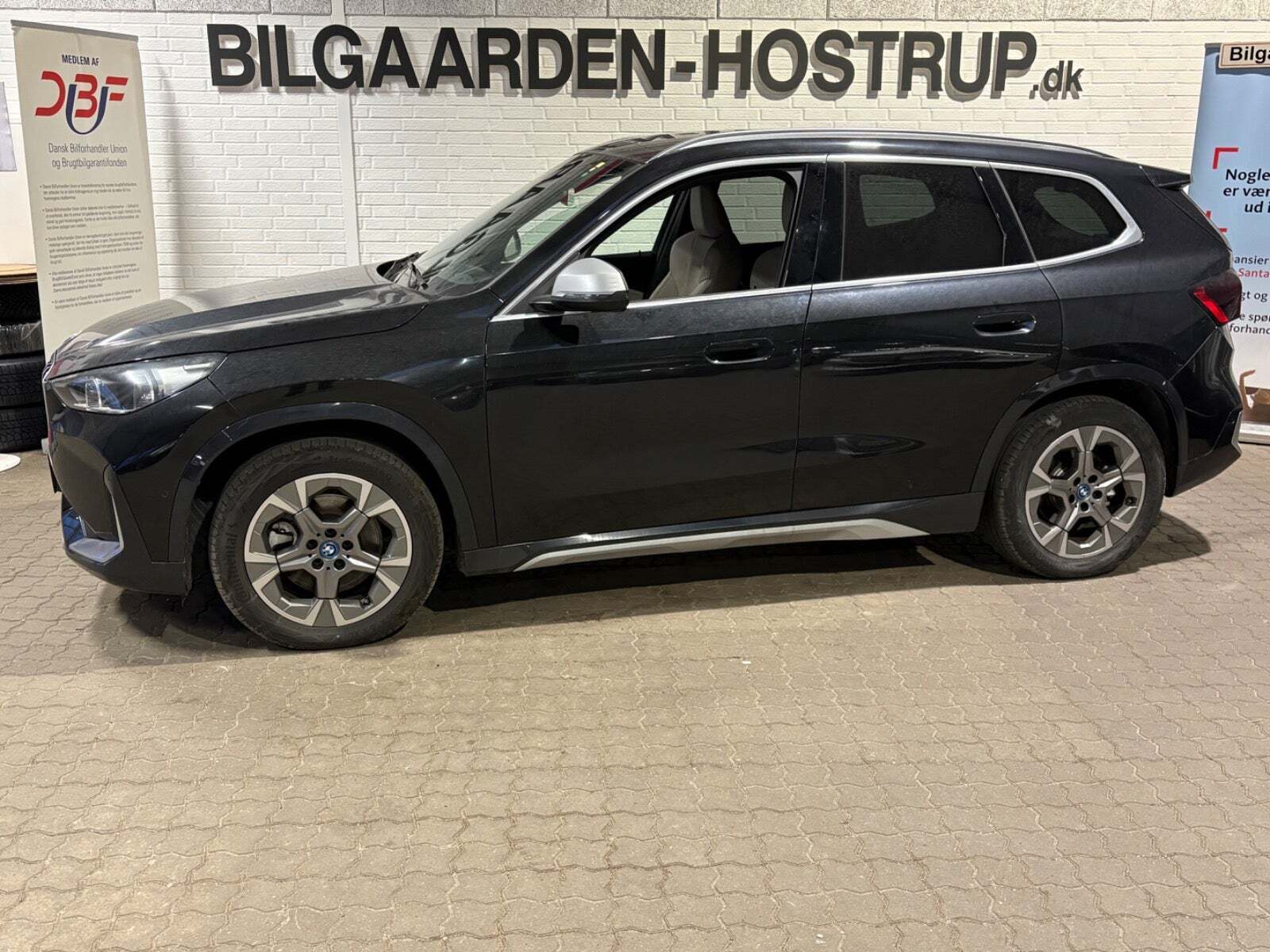BMW iX1 xDrive30 X-Line