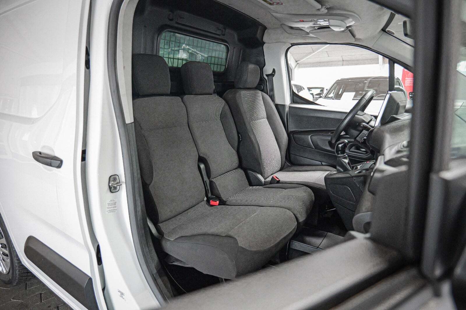 Toyota ProAce City 1,5 D 102 Medium Comfort