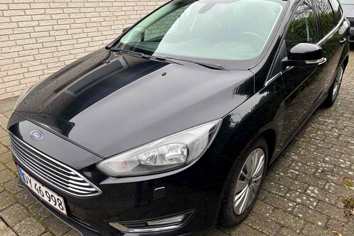 Sort Ford Focus fra 2017