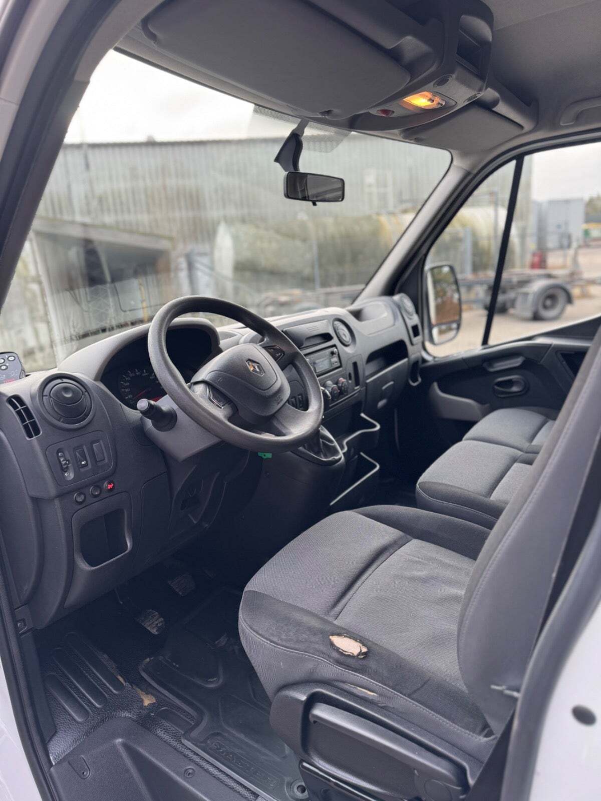 Renault Master III T35 2,3 dCi 165 Alukasse m/lift