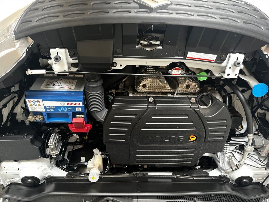 Hvid Suzuki Vitara fra 2015