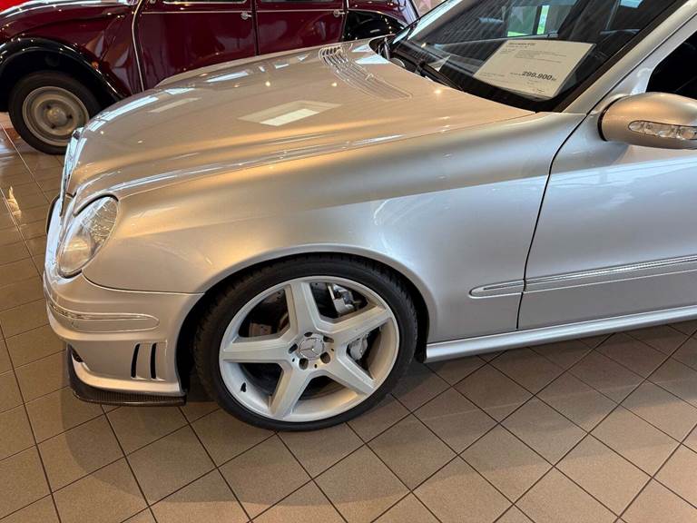 Mercedes E55 5,4 AMG stc. aut.