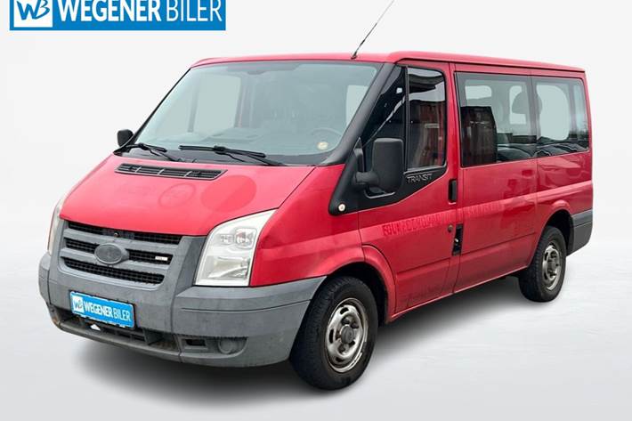 Rød Ford Transit 300S Kombi fra 2008 set udefra