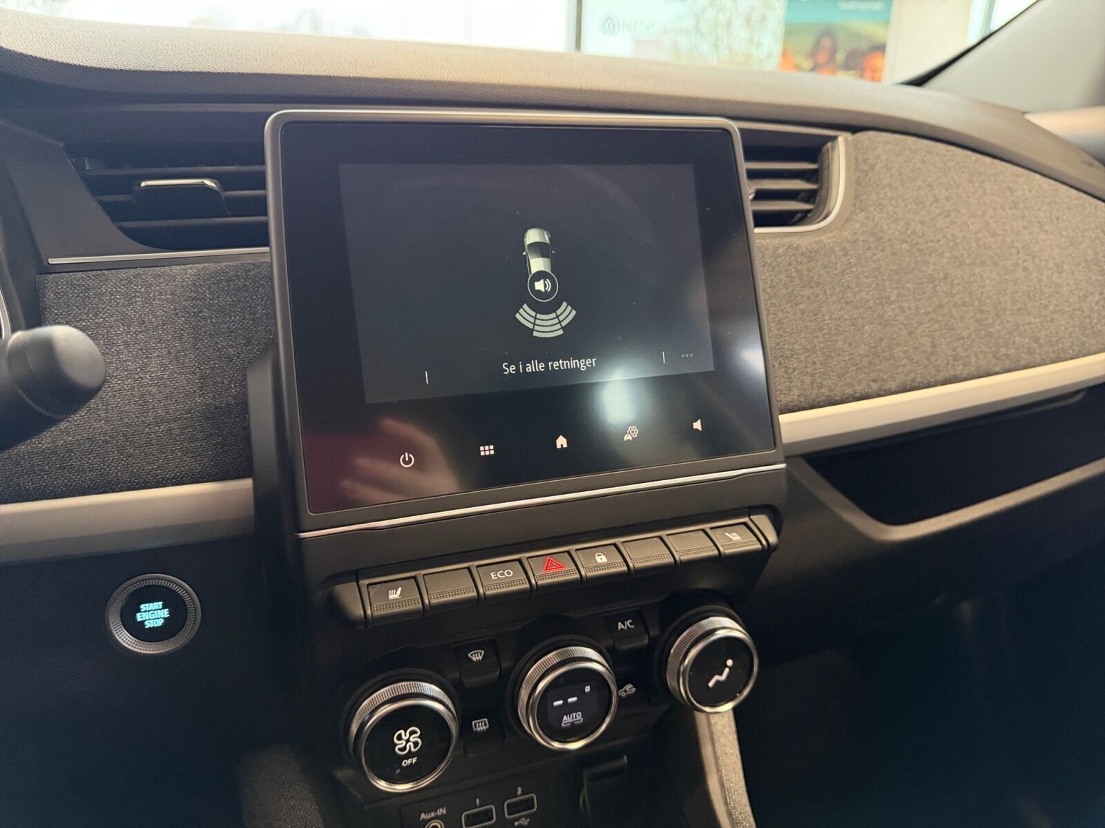 Grå Renault Zoe fra 2020