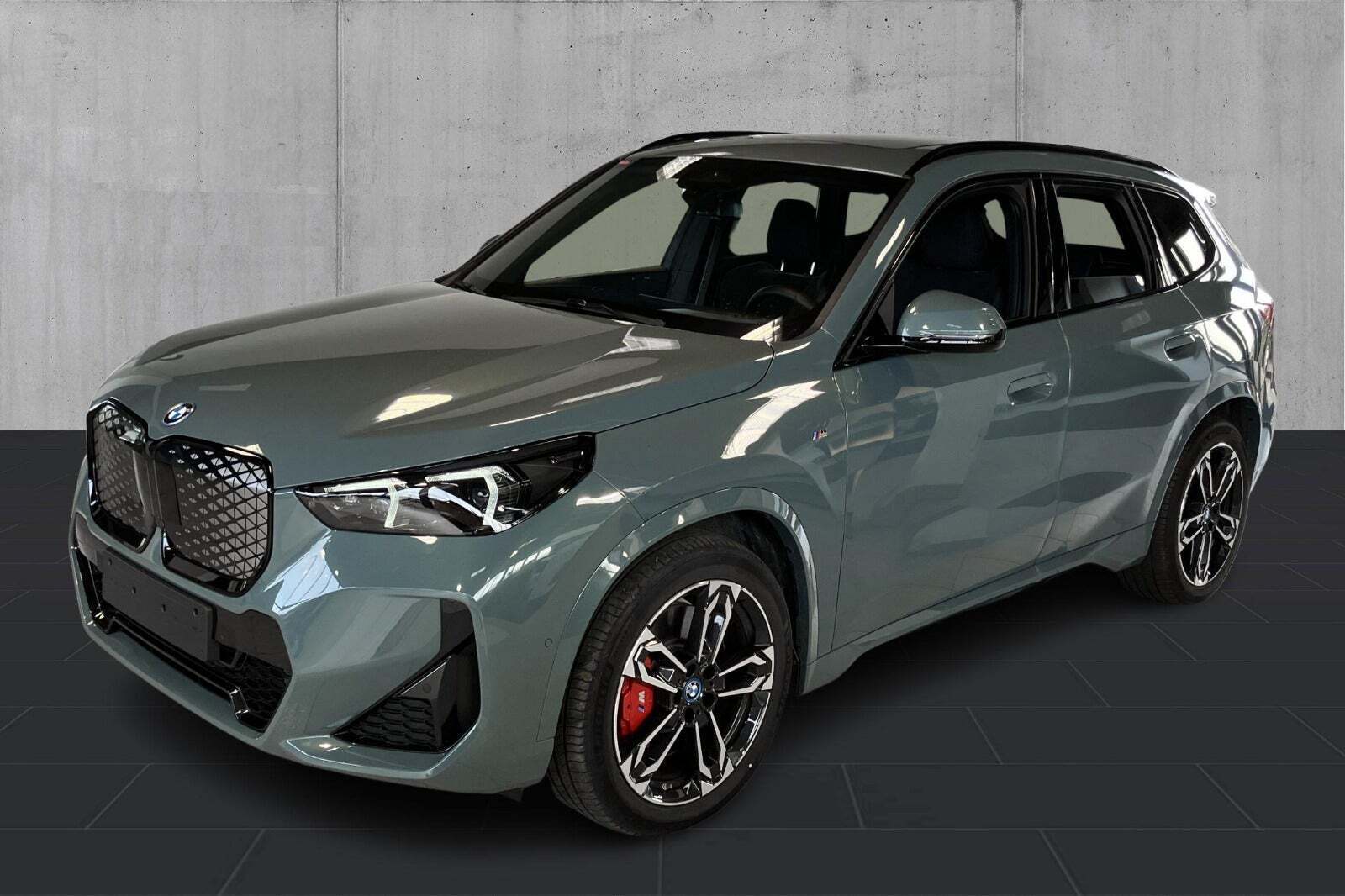 BMW iX1 eDrive20 M-Sport Pro