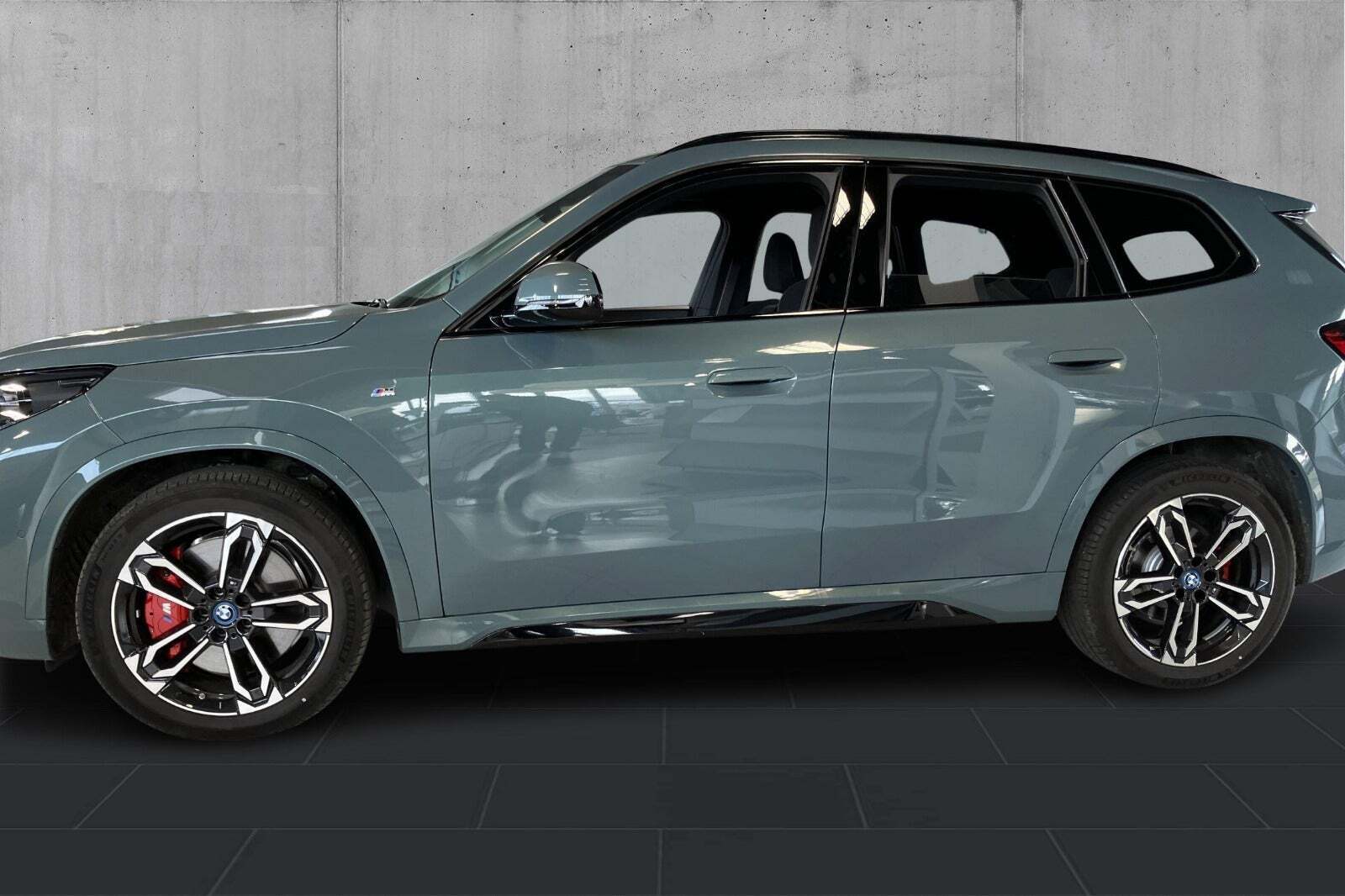 BMW iX1 eDrive20 M-Sport Pro