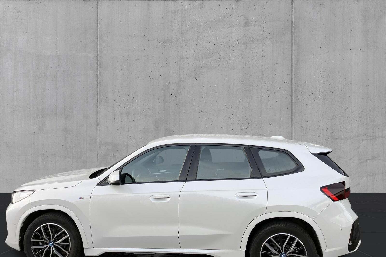 BMW iX1 eDrive20 M-Sport