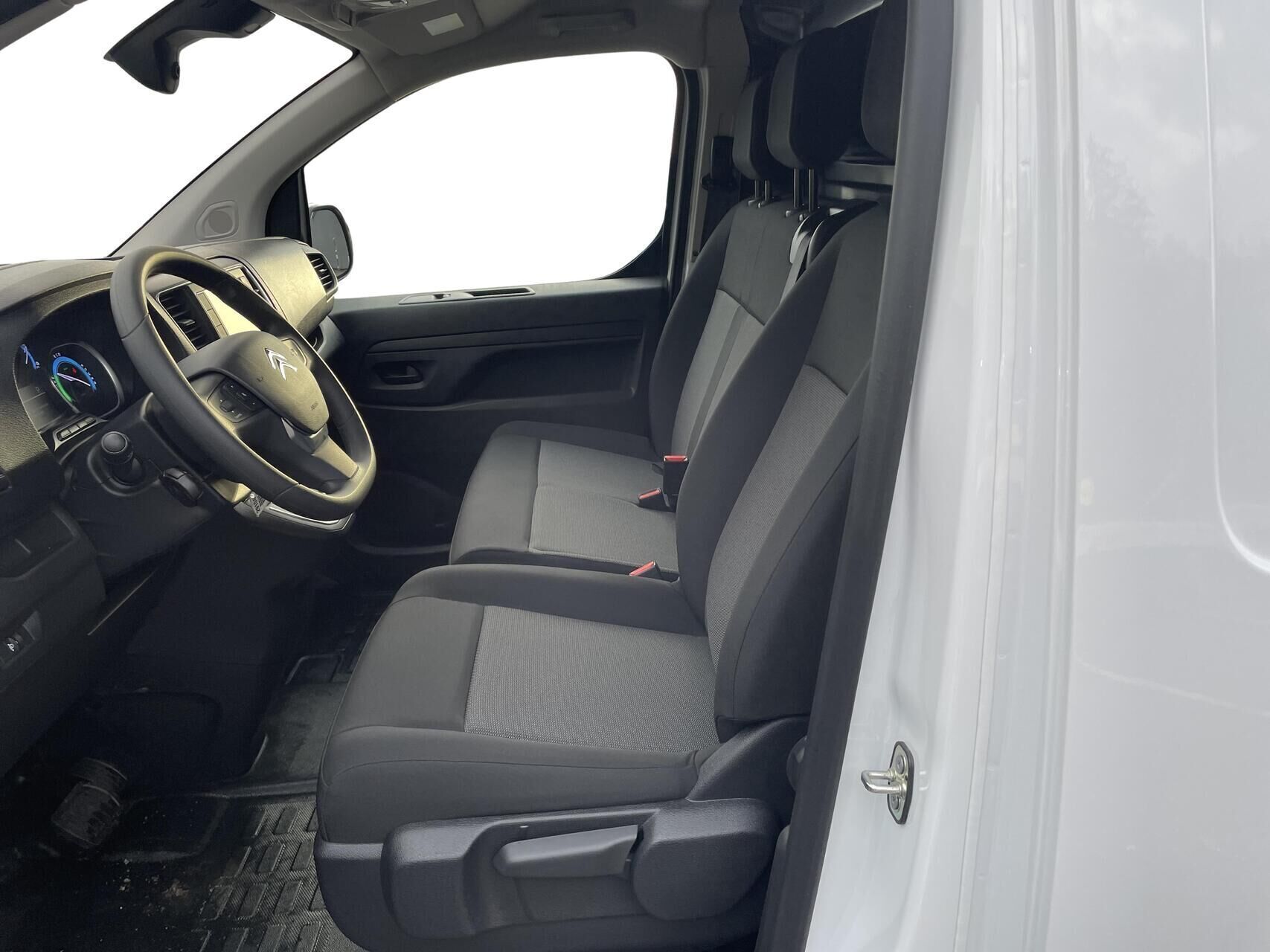 Citroën e-Jumpy L2 EL Baseline 136HK Van Aut.