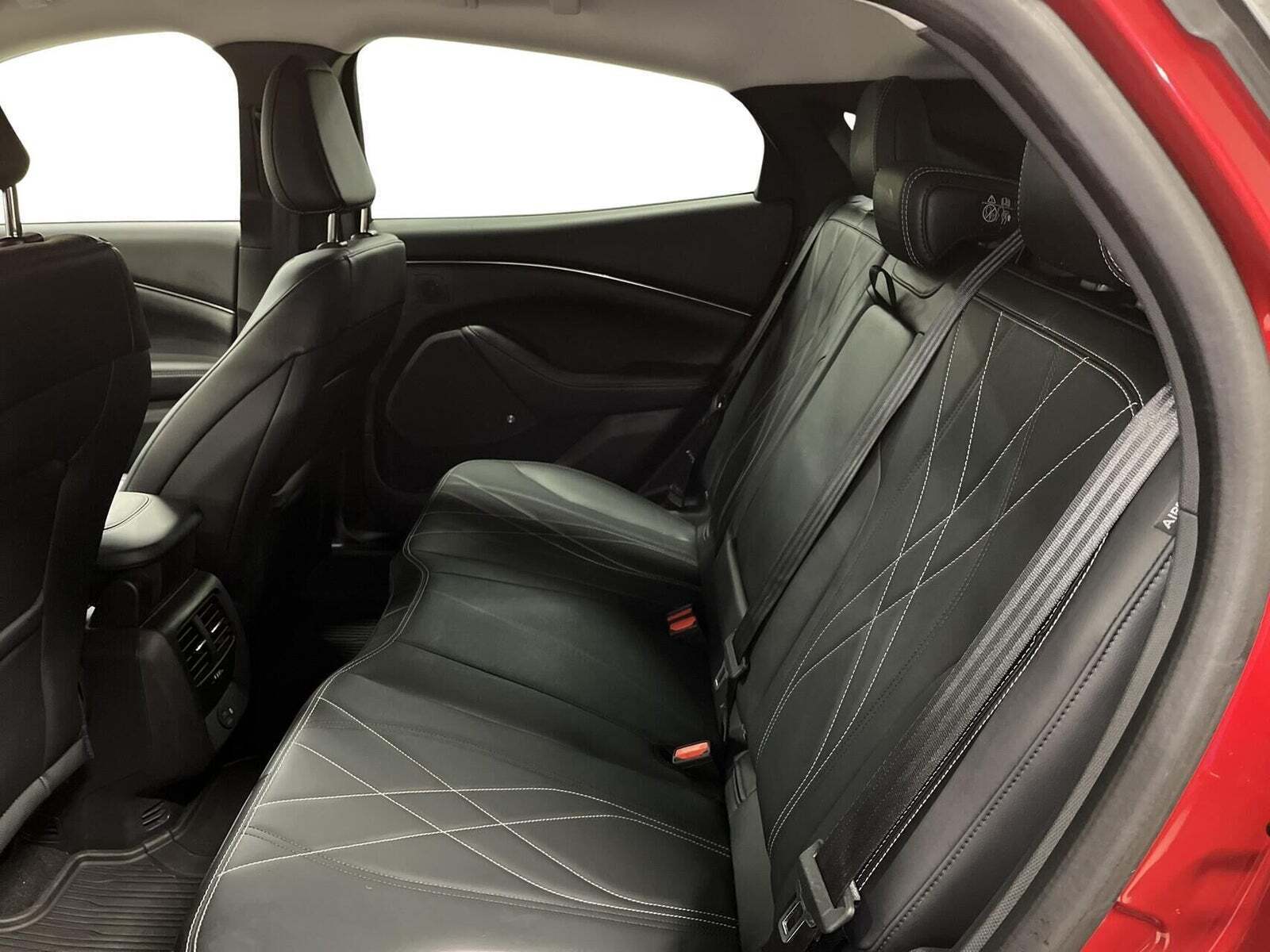 Ford Mustang Mach-E 75 Standard Range