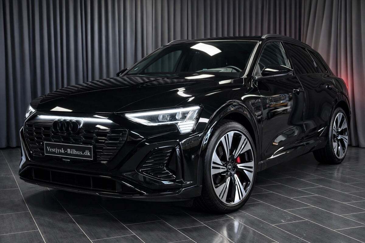 Audi Q8 e-tron 55 S-line Black Style quattro